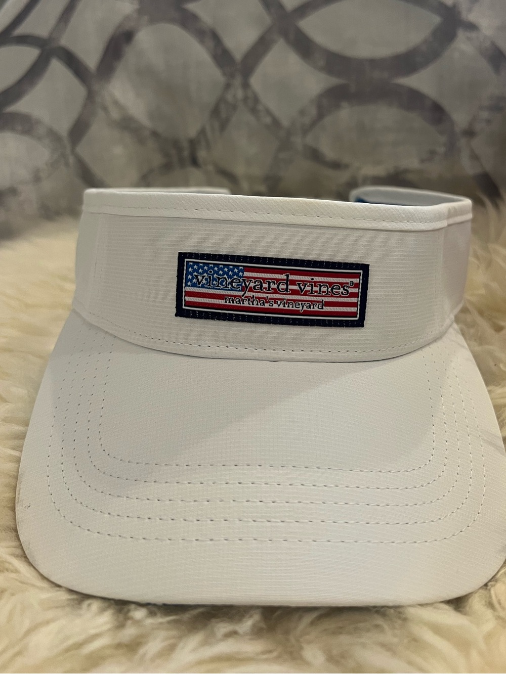 Vineyard Vines White Flag Visor